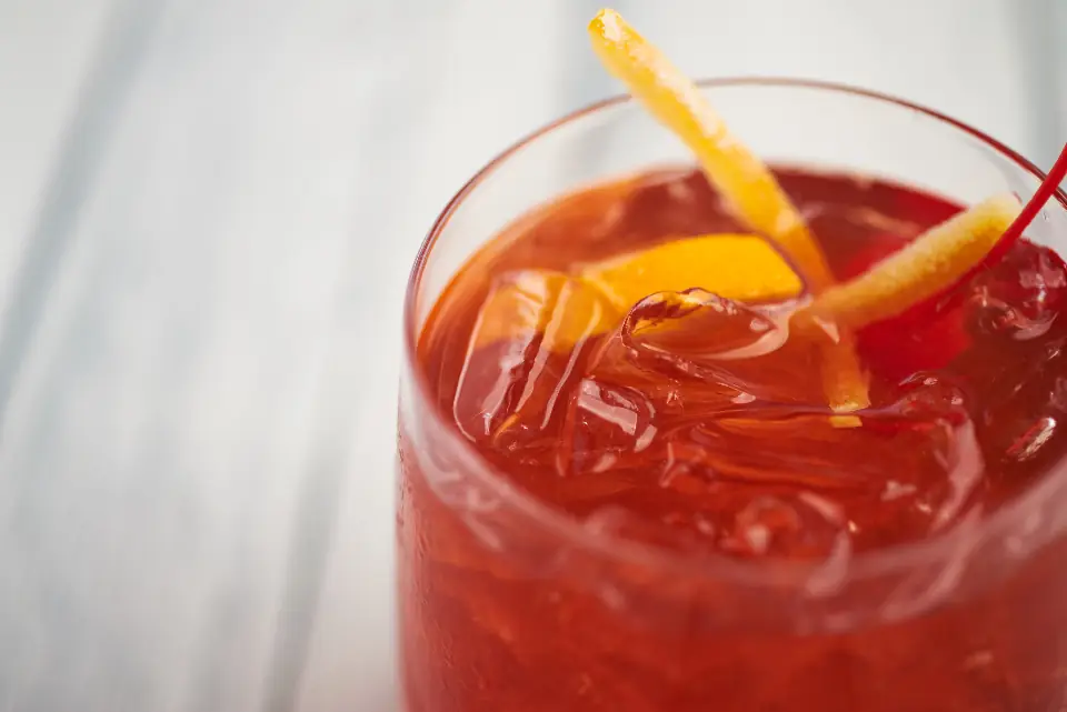 Jarra de frutos rojos